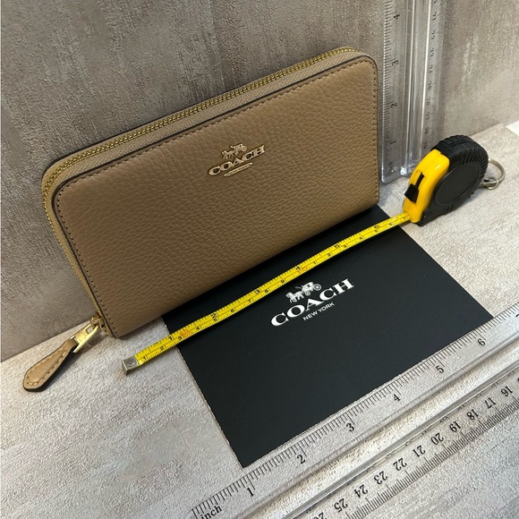 Coach Wallet color Taupe Medium Zip-Around Gold Hardware Pebbled Leather - Picture 10 of 15